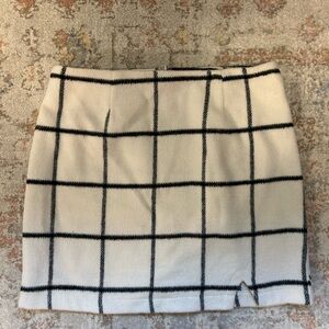 Lulu's Black and White Mini Slit Skirt